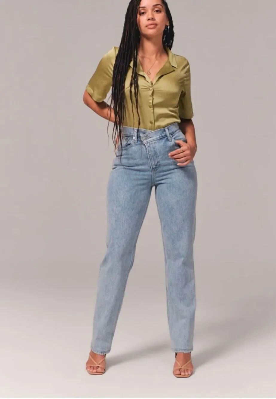 Abercrombie & Fitch Curve Love Ultra High Rise 90s Straight Criss Cross Waistban